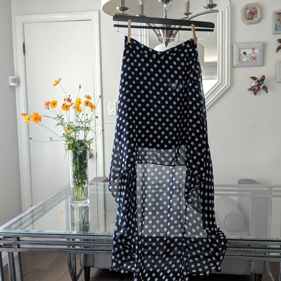 SKIRT Navy with all over white poka dots Hi/Low - Picture 5 of 8